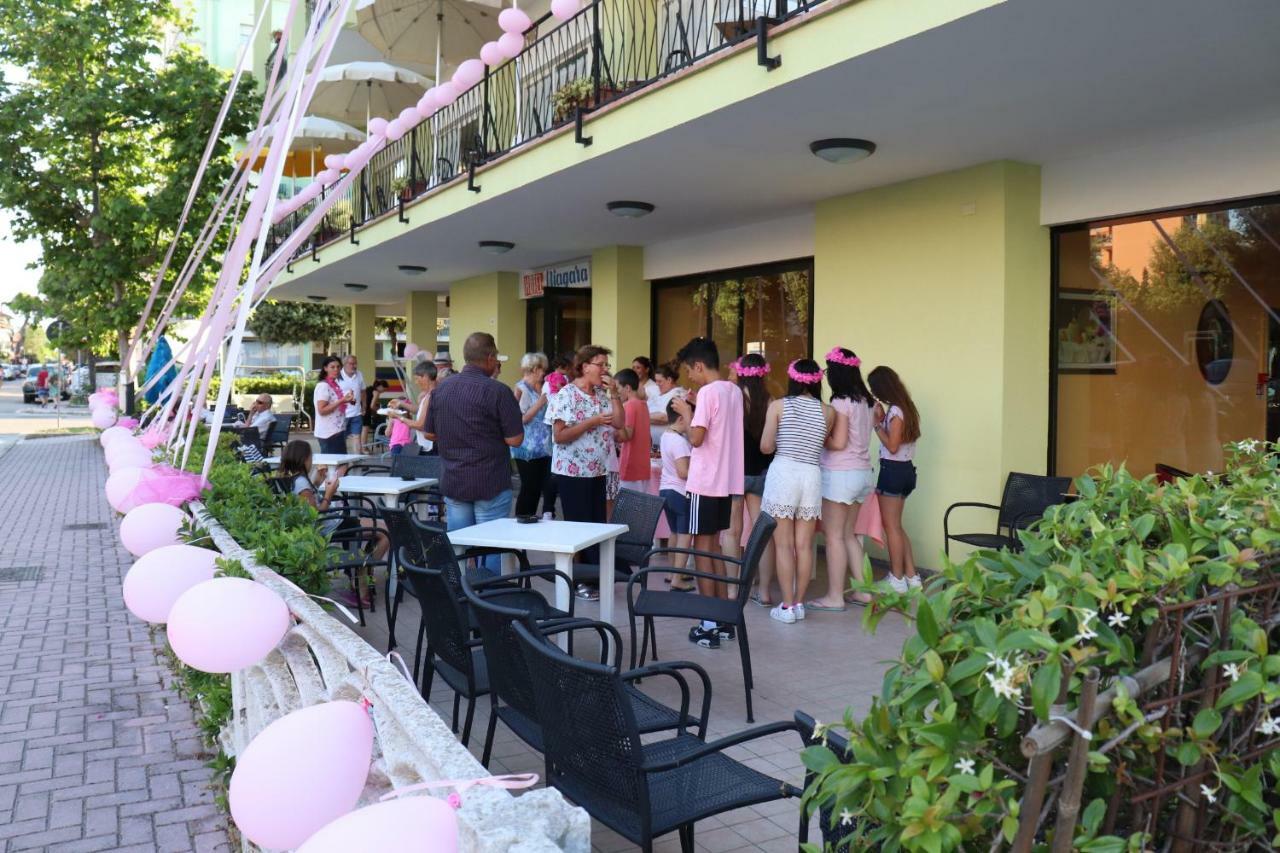 Hotel Ines Cesenatico Exterior photo